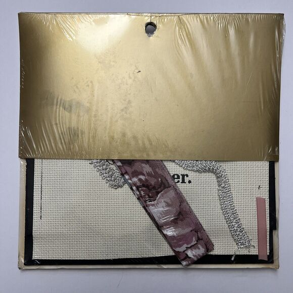 Vintage Old World Collection Cross Stitch Kit Floral Heart Sampler Stitchery - Picture 3 of 3